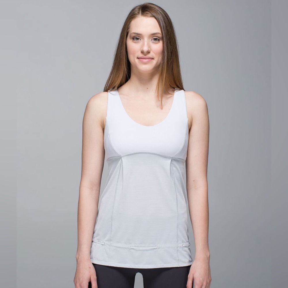 Lululemon Hustle & Bustle Tank Top. 6. Heathered Light Grey White Silver Spoon.